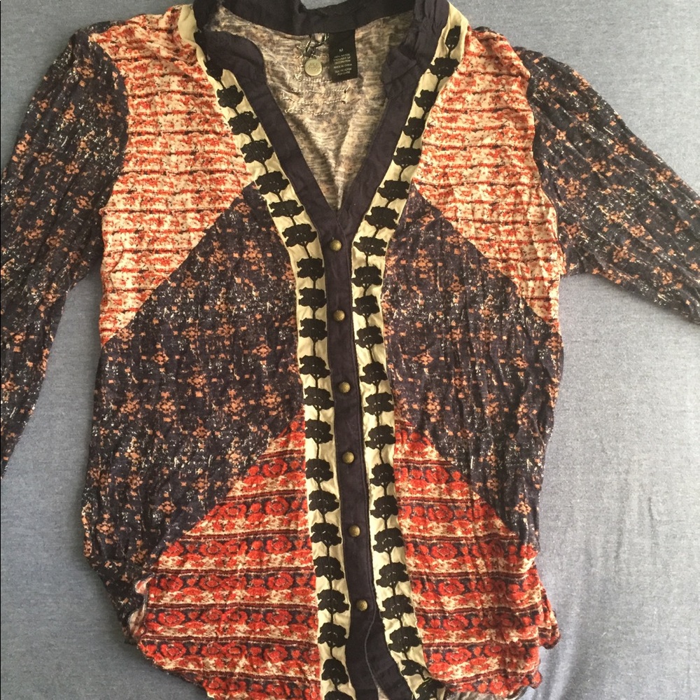 Buckle button down 3/4 sleeve top